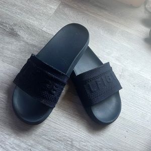 tommy slides